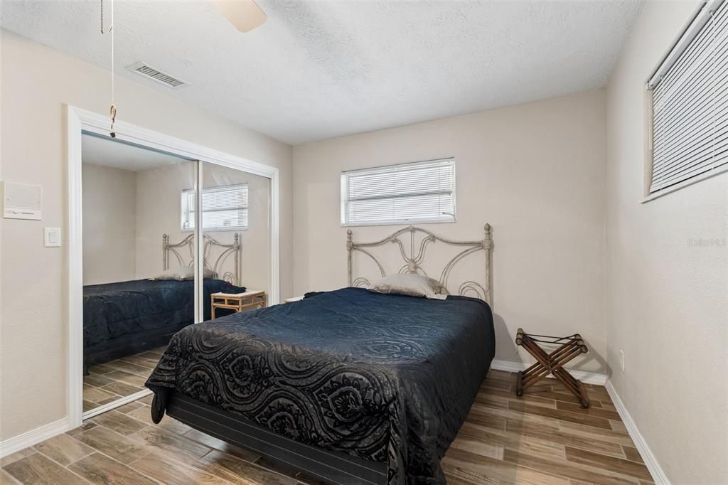 Active With Contract: $1,099,999 (3 beds, 3 baths, 2124 Square Feet)