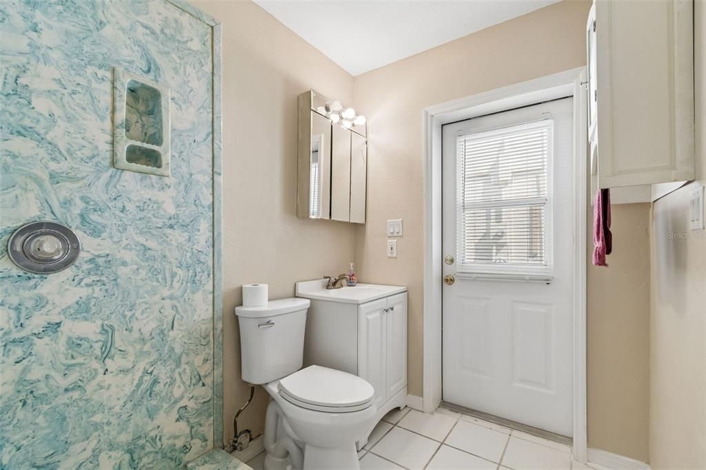 Active With Contract: $1,099,999 (3 beds, 3 baths, 2124 Square Feet)