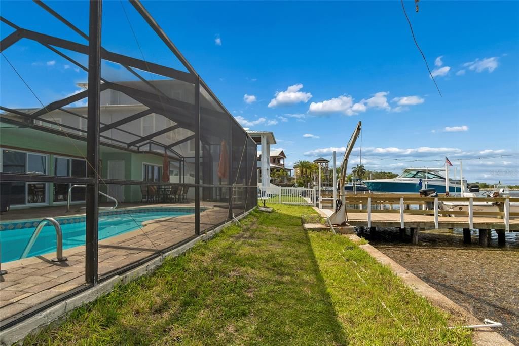 Active With Contract: $1,099,999 (3 beds, 3 baths, 2124 Square Feet)