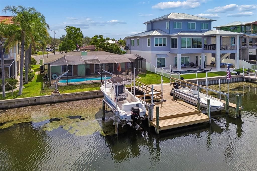Active With Contract: $1,099,999 (3 beds, 3 baths, 2124 Square Feet)