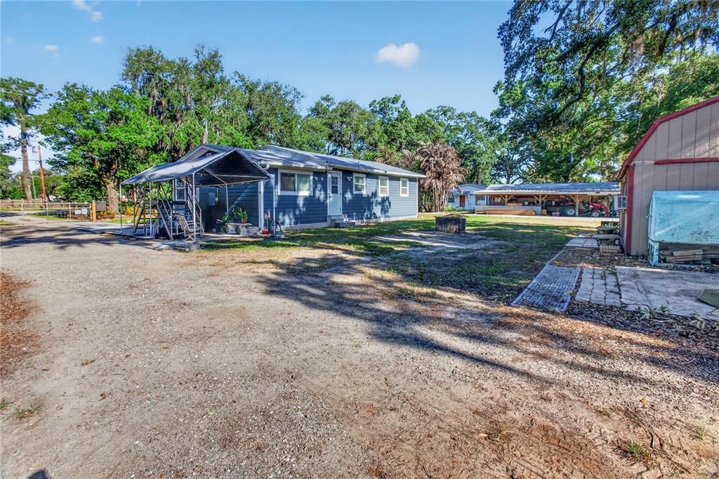 For Sale: $485,000 (1 beds, 1 baths, 1056 Square Feet)