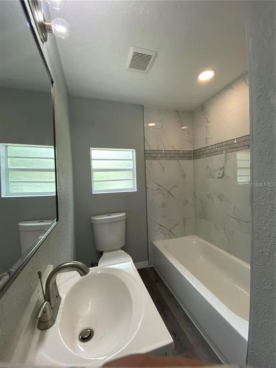 For Sale: $179,000 (3 beds, 1 baths, 768 Square Feet)