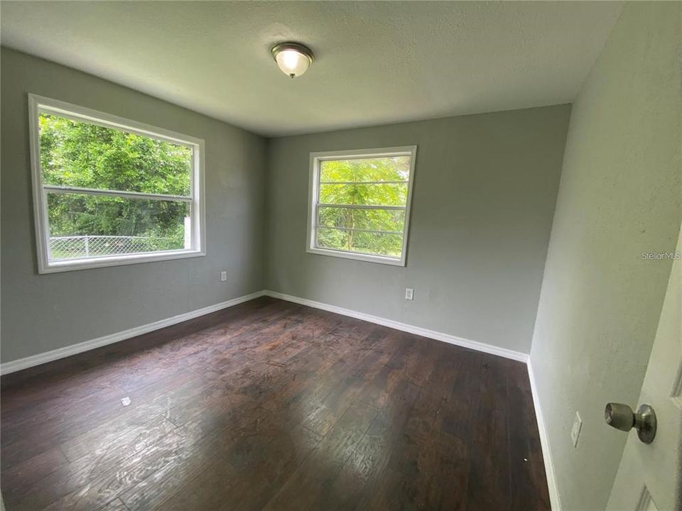 For Sale: $179,000 (3 beds, 1 baths, 768 Square Feet)
