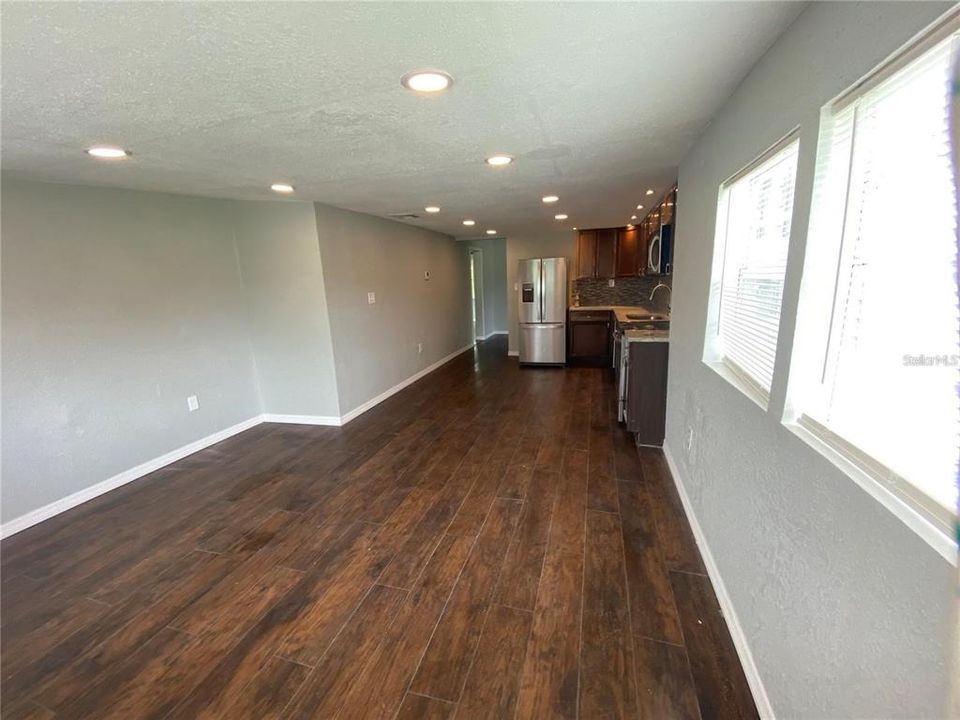 For Sale: $179,000 (3 beds, 1 baths, 768 Square Feet)