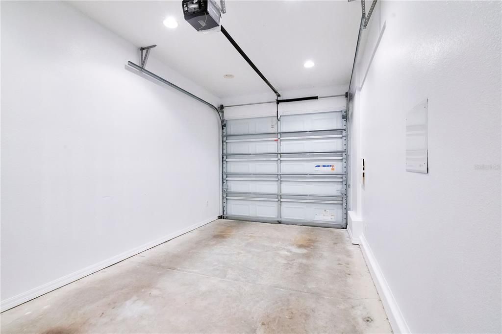 For Sale: $319,000 (3 beds, 2 baths, 1804 Square Feet)