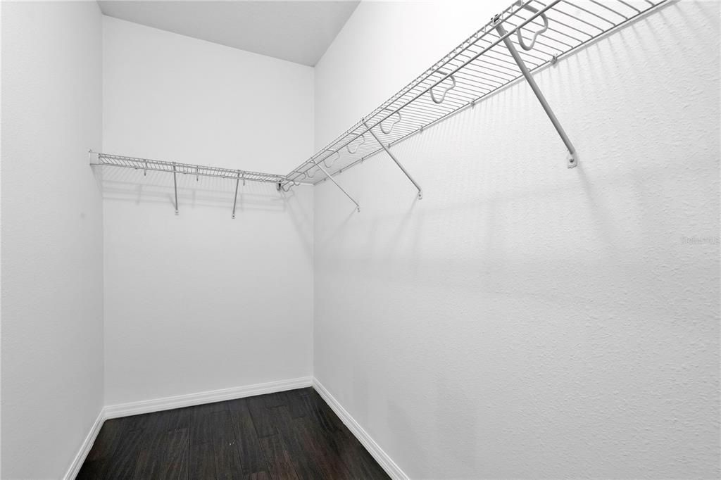 For Sale: $319,000 (3 beds, 2 baths, 1804 Square Feet)