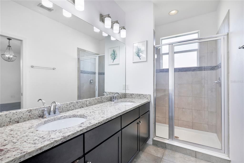 For Sale: $319,000 (3 beds, 2 baths, 1804 Square Feet)