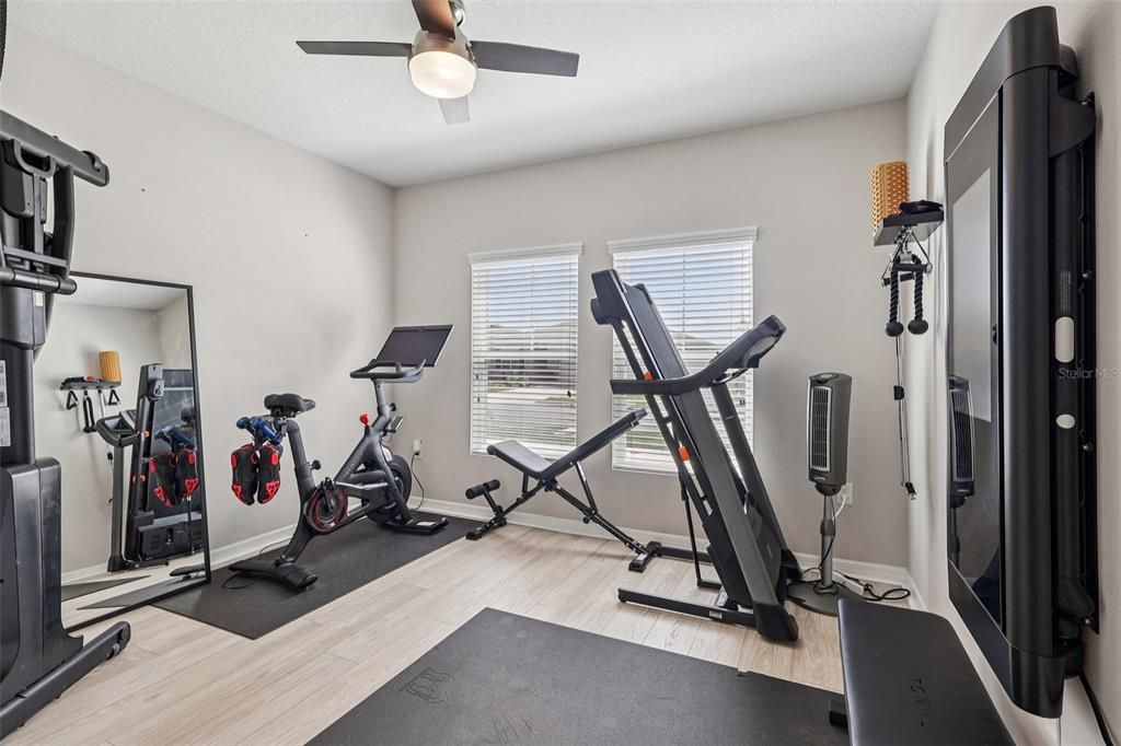 Active With Contract: $420,000 (5 beds, 3 baths, 2983 Square Feet)
