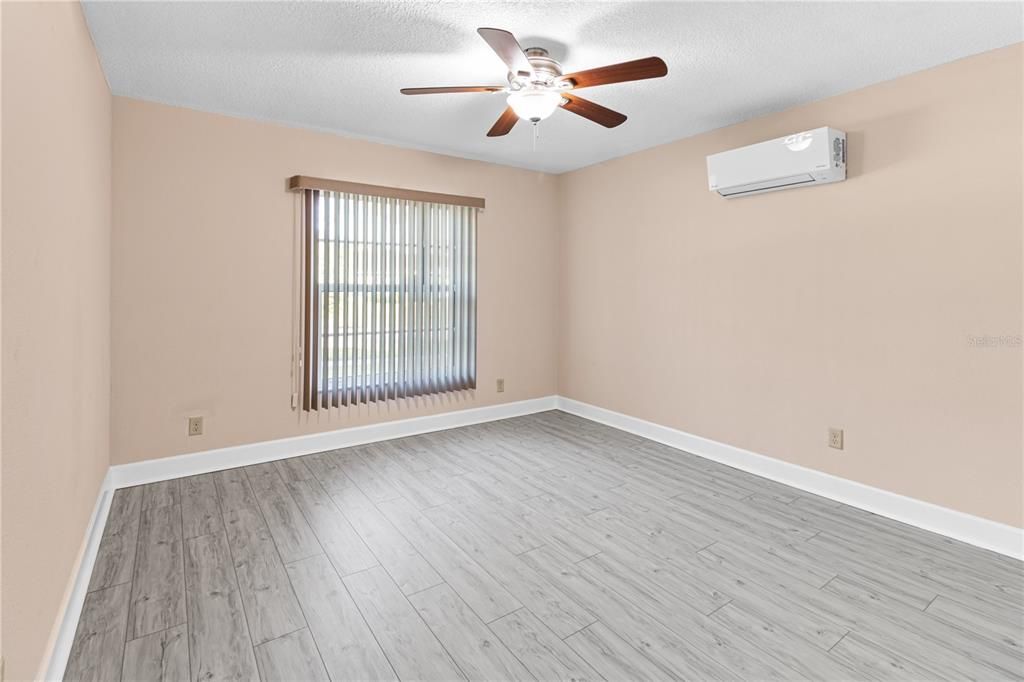 For Sale: $634,900 (5 beds, 3 baths, 2244 Square Feet)