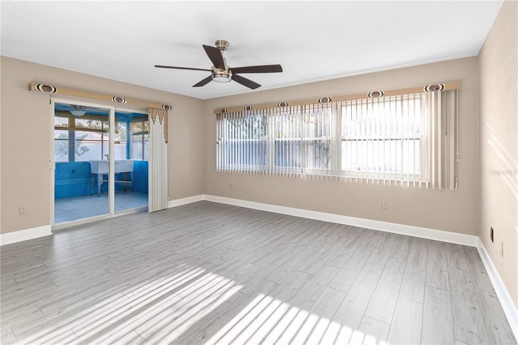 For Sale: $634,900 (5 beds, 3 baths, 2244 Square Feet)