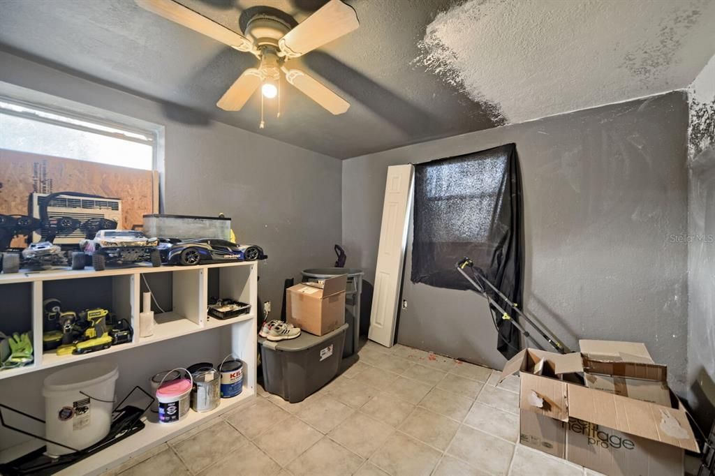 Activo con contrato: $219,995 (3 camas, 1 baños, 1461 Pies cuadrados)