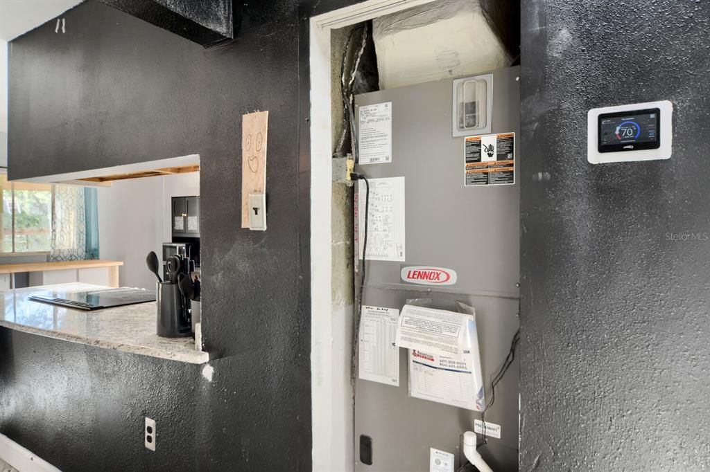 Activo con contrato: $219,995 (3 camas, 1 baños, 1461 Pies cuadrados)