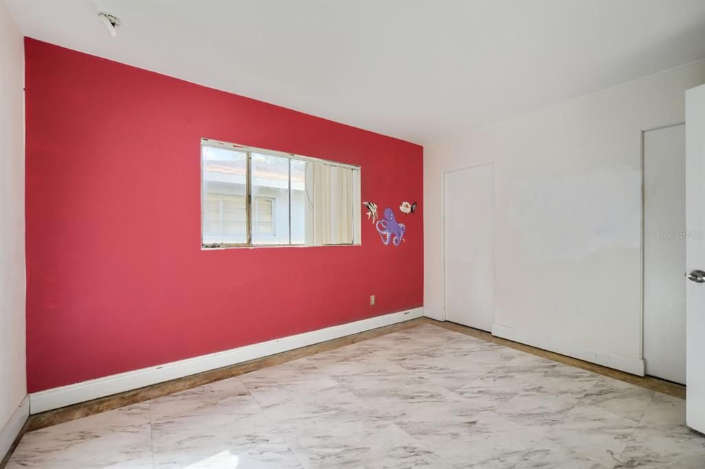 Activo con contrato: $219,995 (3 camas, 1 baños, 1461 Pies cuadrados)