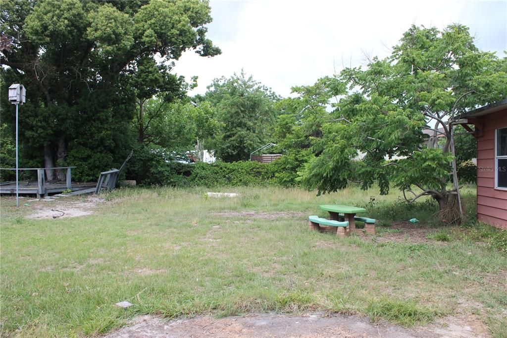 For Sale: $185,000 (3 beds, 1 baths, 1000 Square Feet)