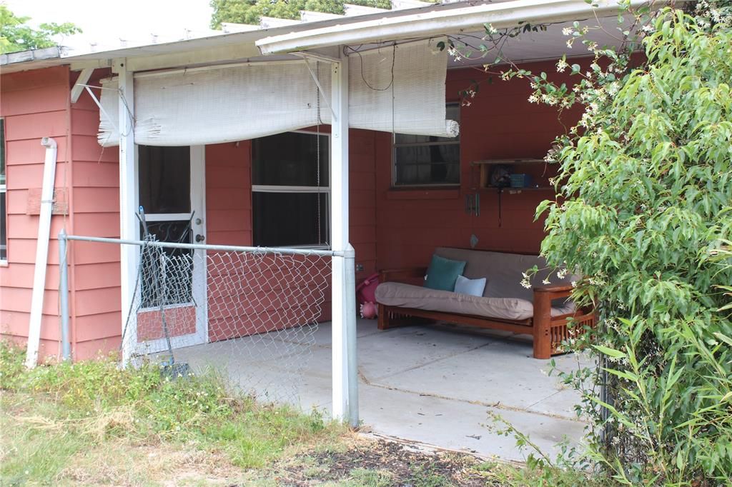 For Sale: $185,000 (3 beds, 1 baths, 1000 Square Feet)