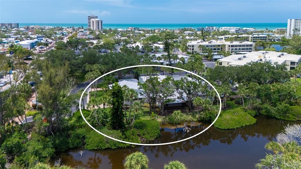 Active With Contract: $640,000 (3 beds, 2 baths, 1327 Square Feet)