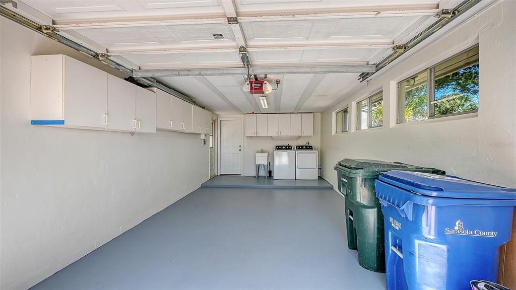 Active With Contract: $640,000 (3 beds, 2 baths, 1327 Square Feet)