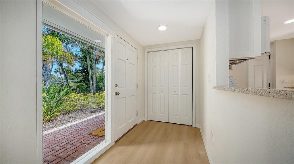 Active With Contract: $640,000 (3 beds, 2 baths, 1327 Square Feet)