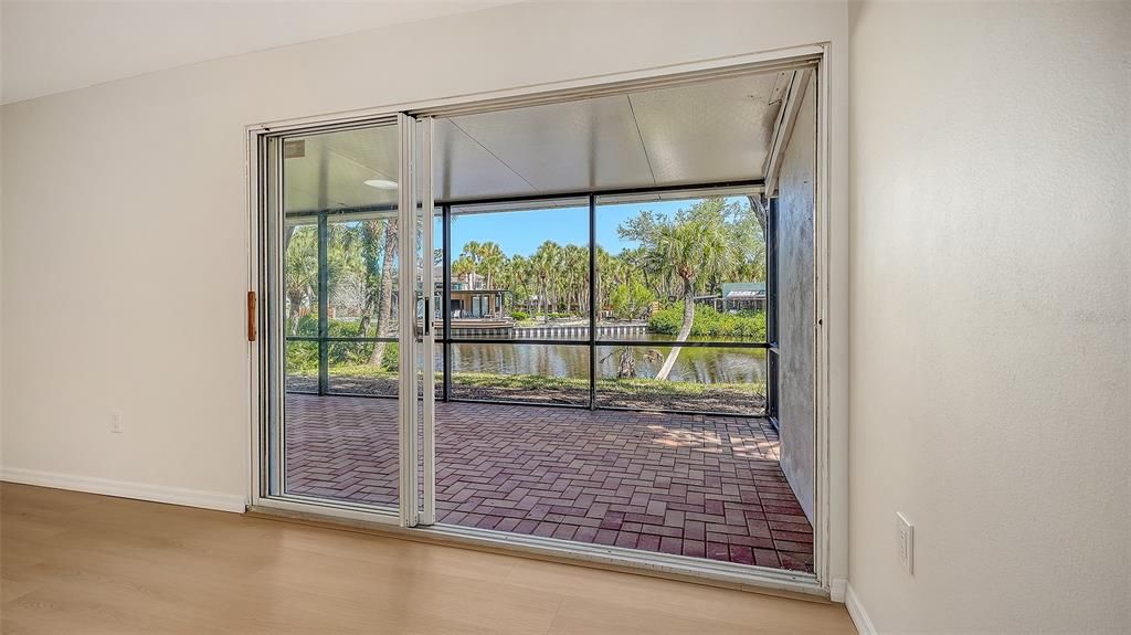 Active With Contract: $640,000 (3 beds, 2 baths, 1327 Square Feet)