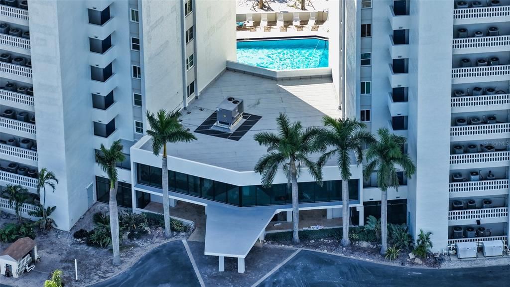 Active With Contract: $640,000 (3 beds, 2 baths, 1327 Square Feet)