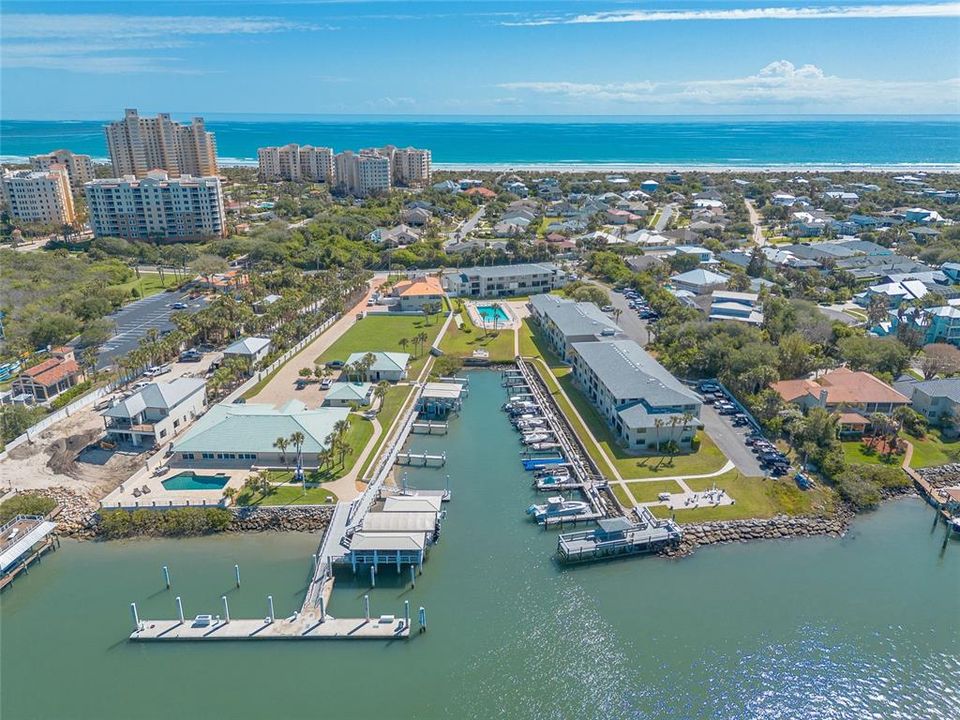 На продажу: $449,900 (2 спален, 2 ванн, 1130 Квадратных фут)
