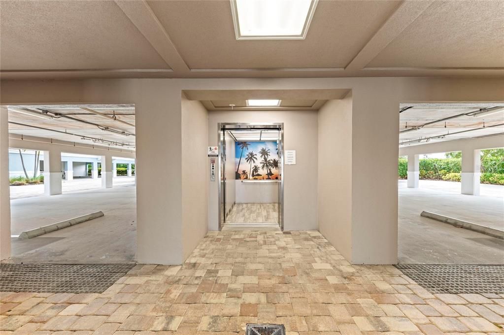 For Sale: $799,000 (3 beds, 3 baths, 1664 Square Feet)