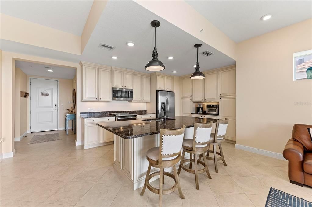 For Sale: $799,000 (3 beds, 3 baths, 1664 Square Feet)