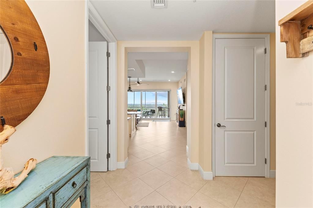For Sale: $799,000 (3 beds, 3 baths, 1664 Square Feet)