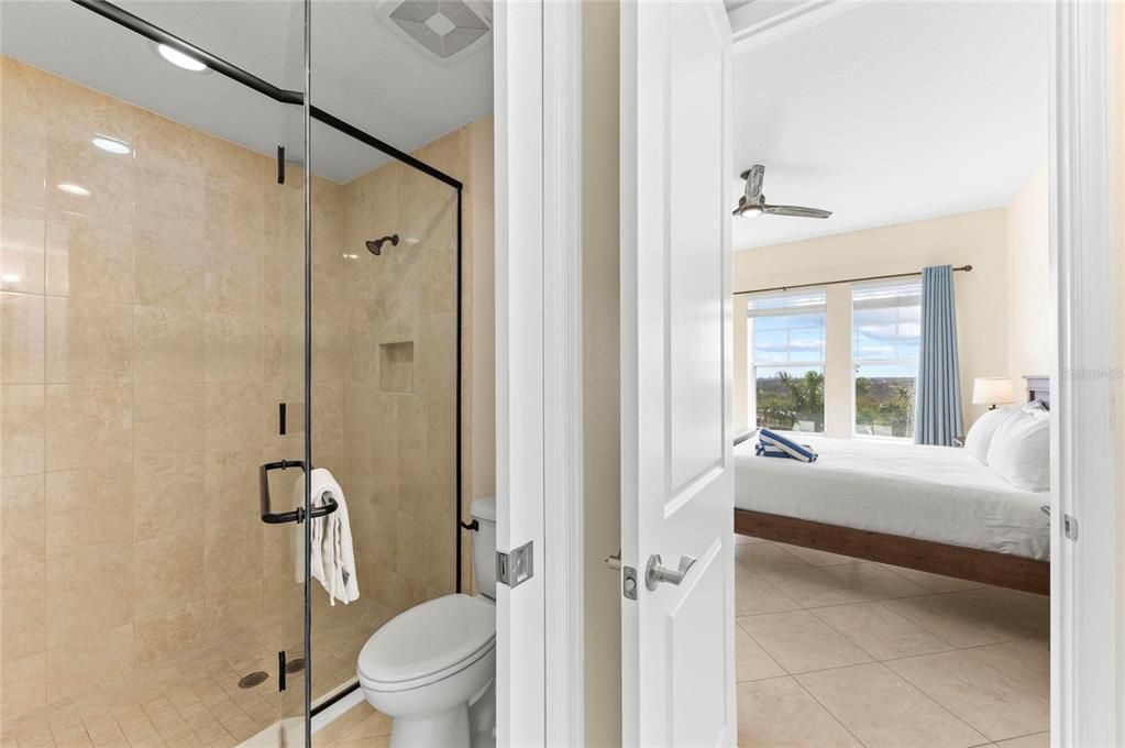For Sale: $799,000 (3 beds, 3 baths, 1664 Square Feet)