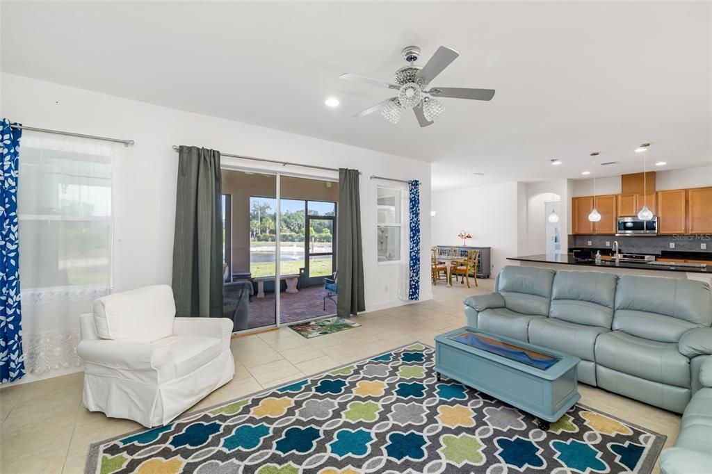 For Rent: $2,750 (3 beds, 3 baths, 2494 Square Feet)