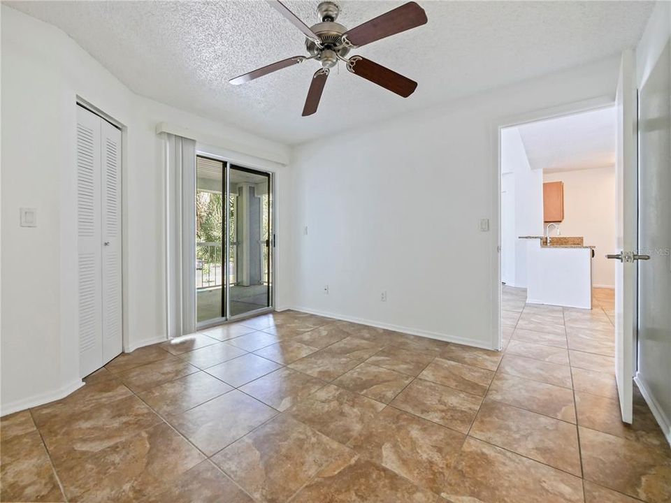 En Venta: $129,900 (1 camas, 1 baños, 648 Pies cuadrados)
