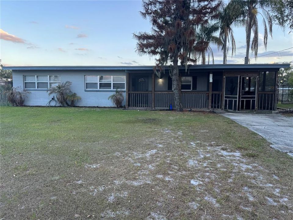 For Sale: $279,900 (4 beds, 2 baths, 1786 Square Feet)