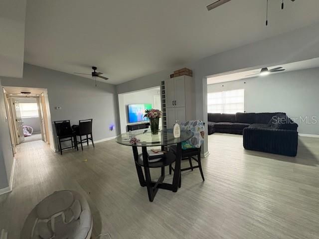 For Sale: $279,900 (4 beds, 2 baths, 1786 Square Feet)