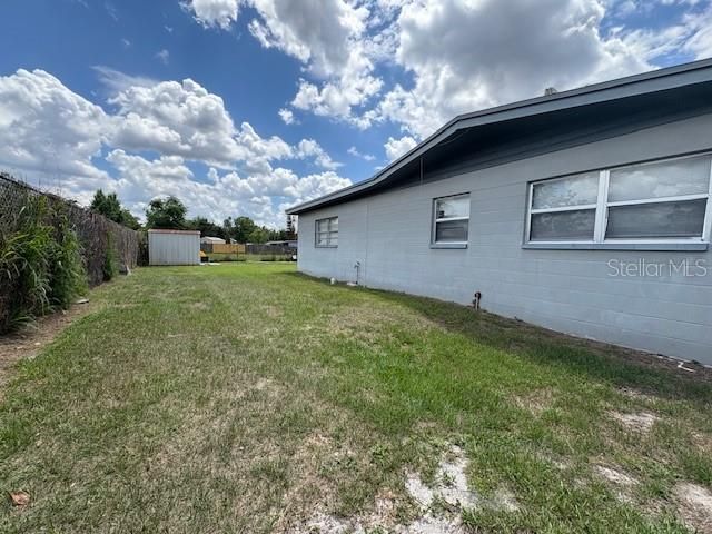 For Sale: $279,900 (4 beds, 2 baths, 1786 Square Feet)