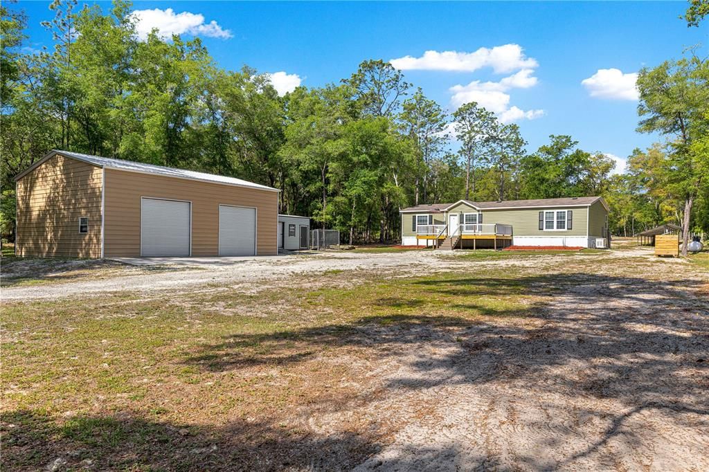 Active With Contract: $330,000 (3 beds, 2 baths, 1456 Square Feet)