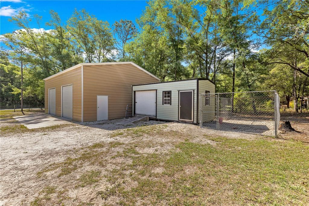 Active With Contract: $330,000 (3 beds, 2 baths, 1456 Square Feet)