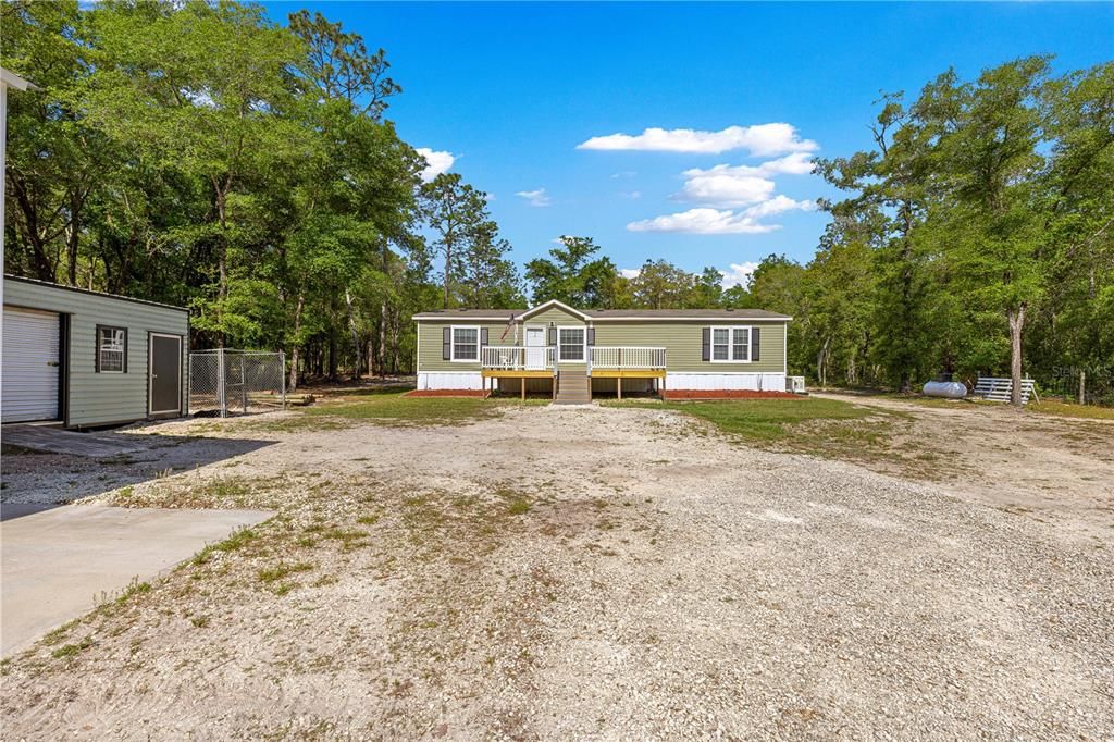 Active With Contract: $330,000 (3 beds, 2 baths, 1456 Square Feet)
