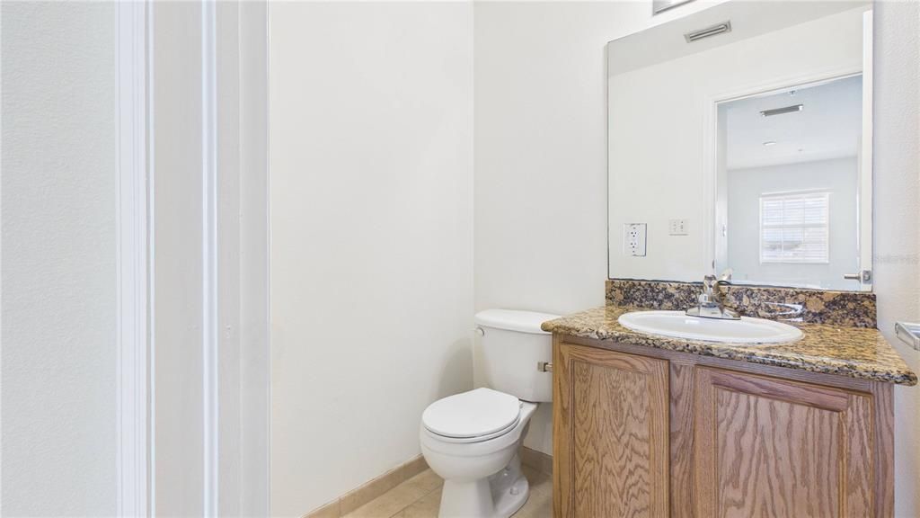 For Sale: $295,000 (2 beds, 2 baths, 1366 Square Feet)