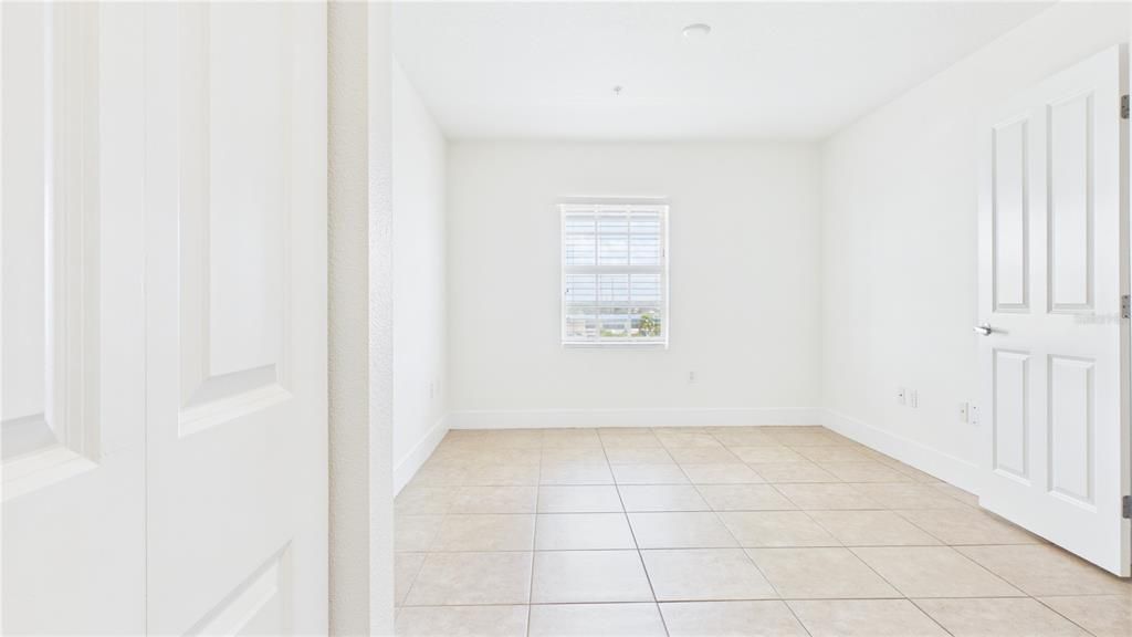 For Sale: $295,000 (2 beds, 2 baths, 1366 Square Feet)