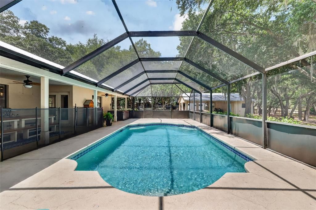 For Sale: $760,000 (4 beds, 2 baths, 3022 Square Feet)