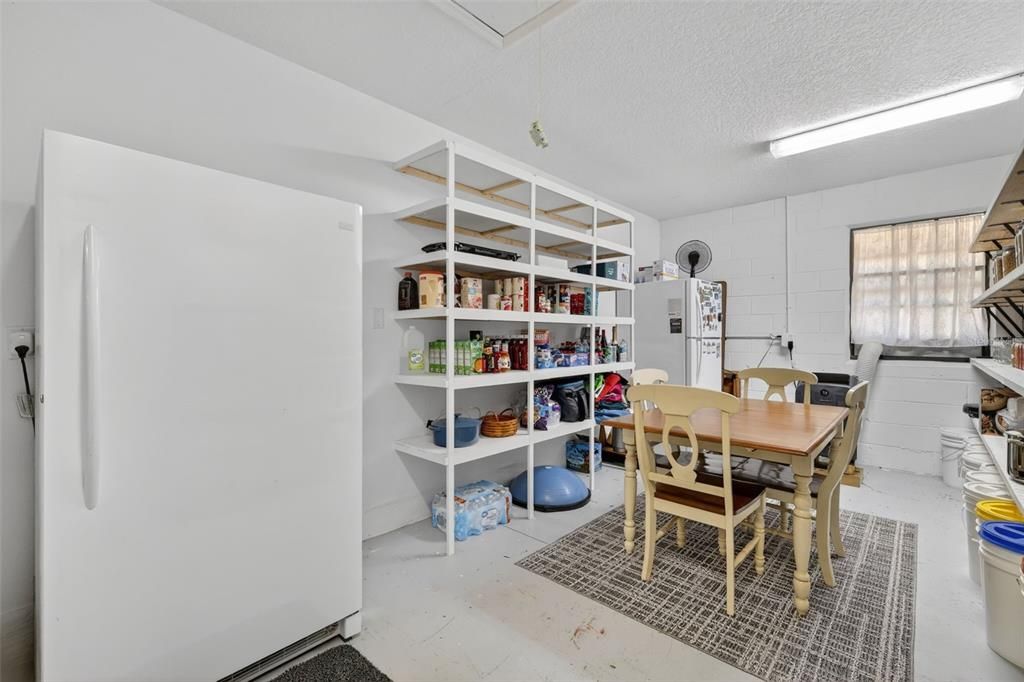 For Sale: $760,000 (4 beds, 2 baths, 3022 Square Feet)