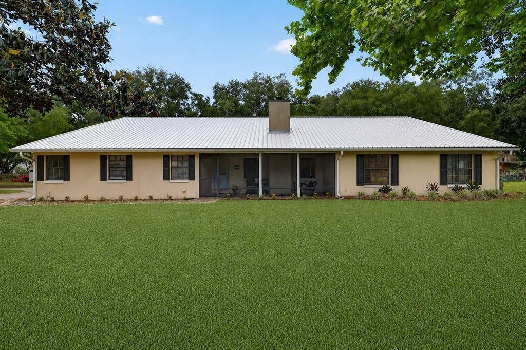 For Sale: $760,000 (4 beds, 2 baths, 3022 Square Feet)
