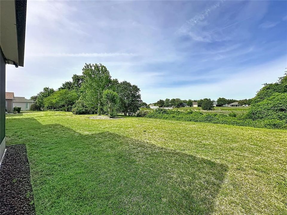 For Sale: $625,000 (3 beds, 3 baths, 2551 Square Feet)