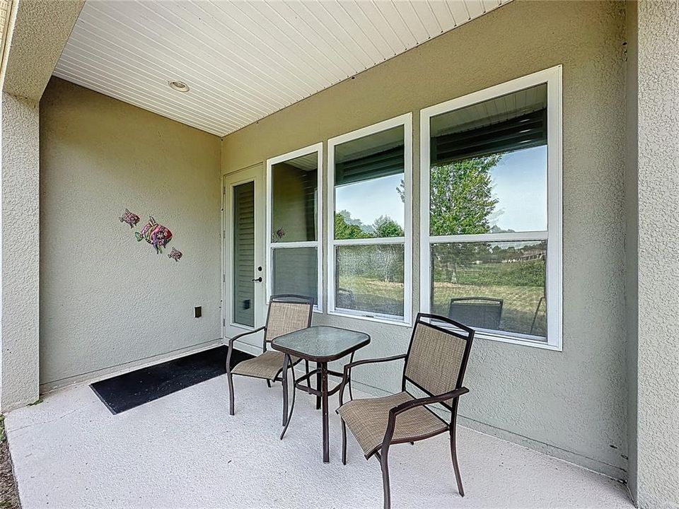 For Sale: $625,000 (3 beds, 3 baths, 2551 Square Feet)