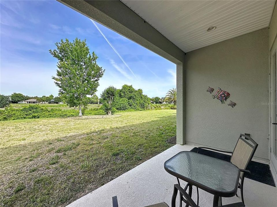 For Sale: $625,000 (3 beds, 3 baths, 2551 Square Feet)