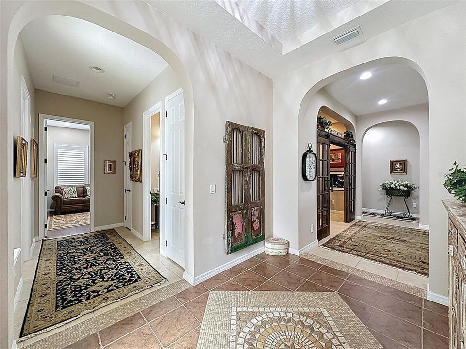 For Sale: $625,000 (3 beds, 3 baths, 2551 Square Feet)