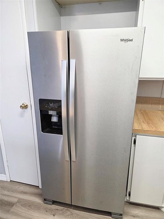 В аренду: $1,600 (2 спален, 2 ванн, 1080 Квадратных фут)