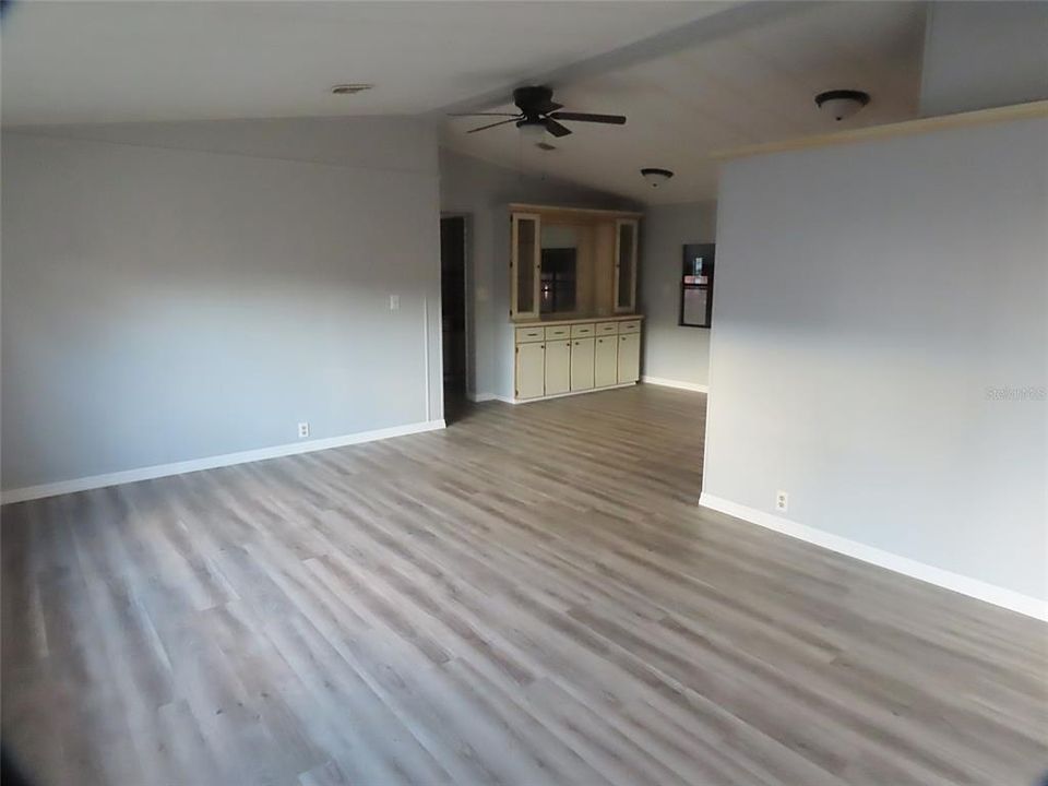 В аренду: $1,600 (2 спален, 2 ванн, 1080 Квадратных фут)