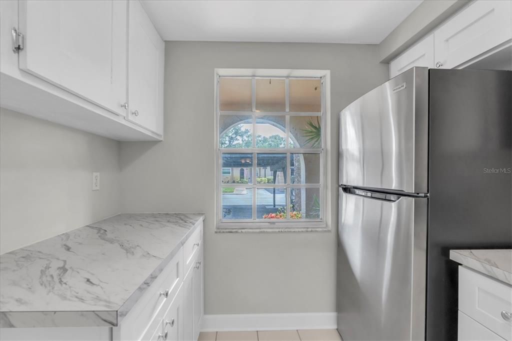 For Sale: $60,000 (2 beds, 1 baths, 975 Square Feet)
