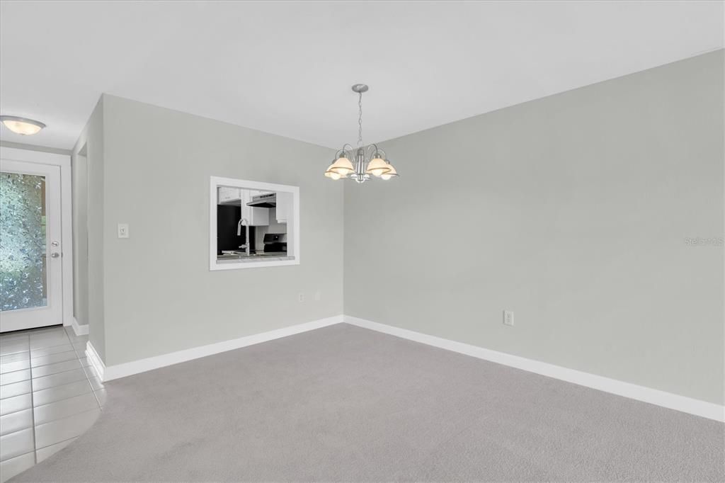 For Sale: $60,000 (2 beds, 1 baths, 975 Square Feet)